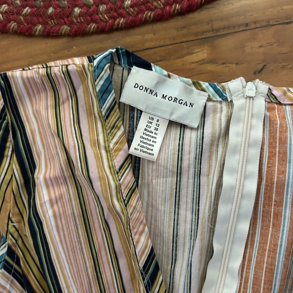 Donna Morgan Maxi Dress - Picture 3 of 3